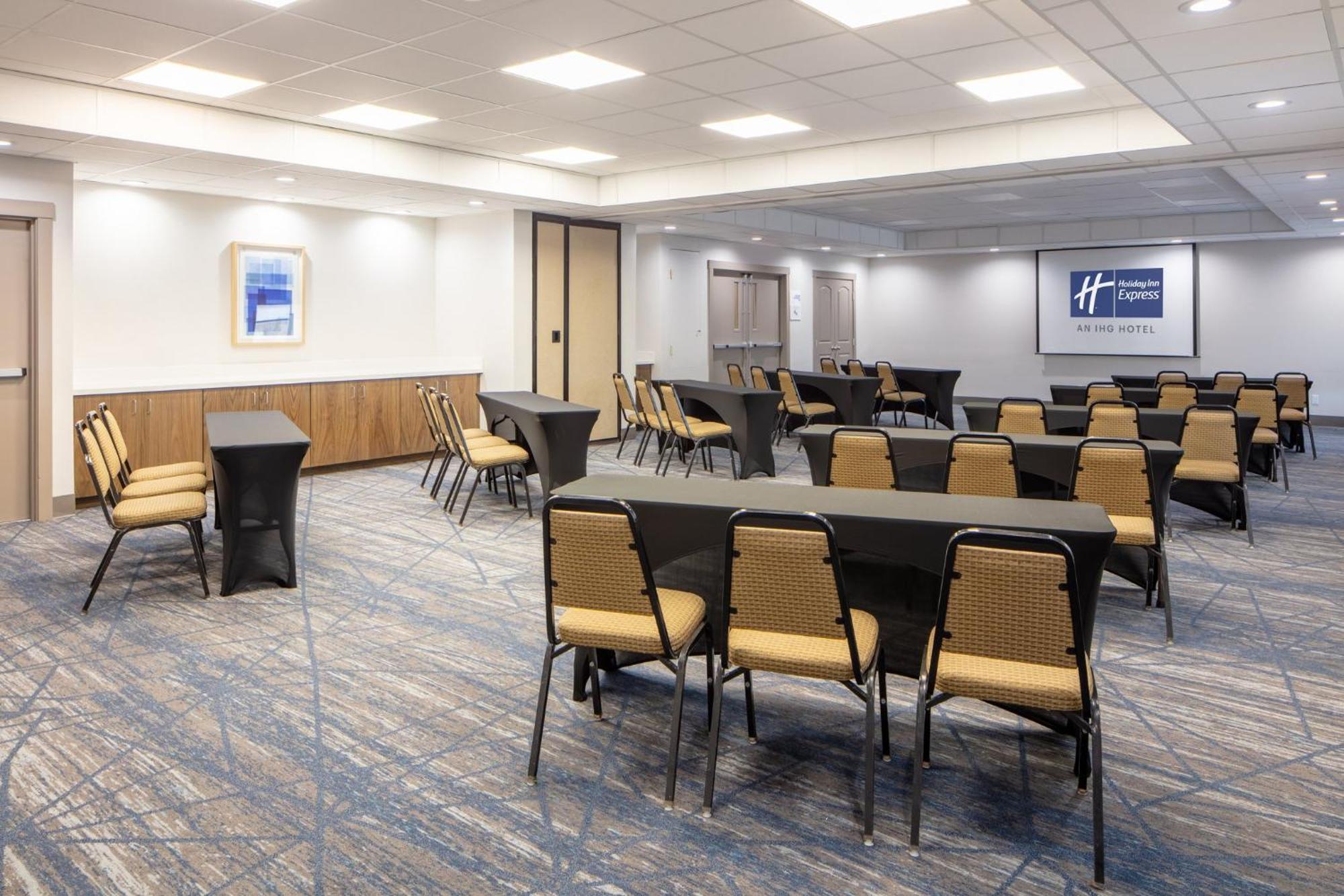 Holiday Inn Express Turlock By Ihg Exteriér fotografie