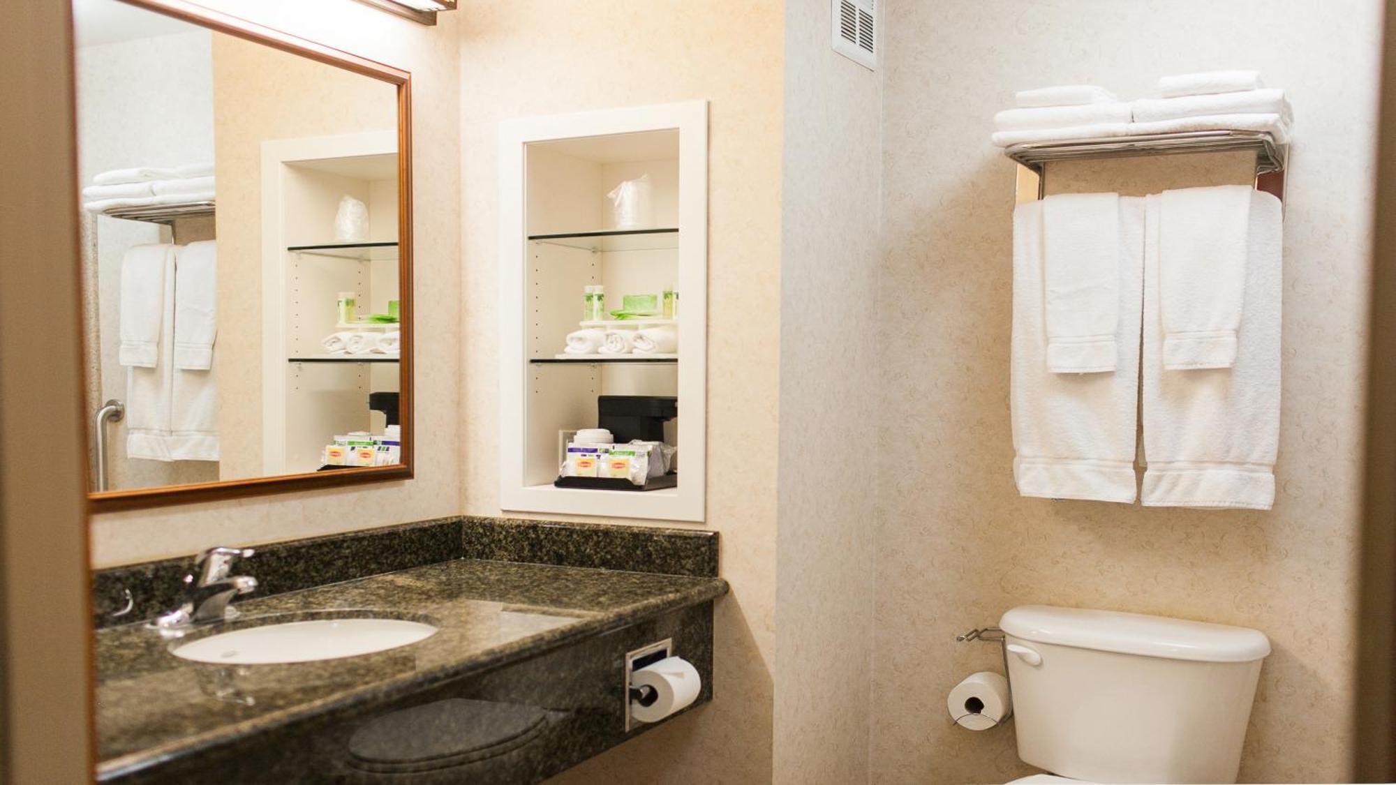 Holiday Inn Express Turlock By Ihg Exteriér fotografie