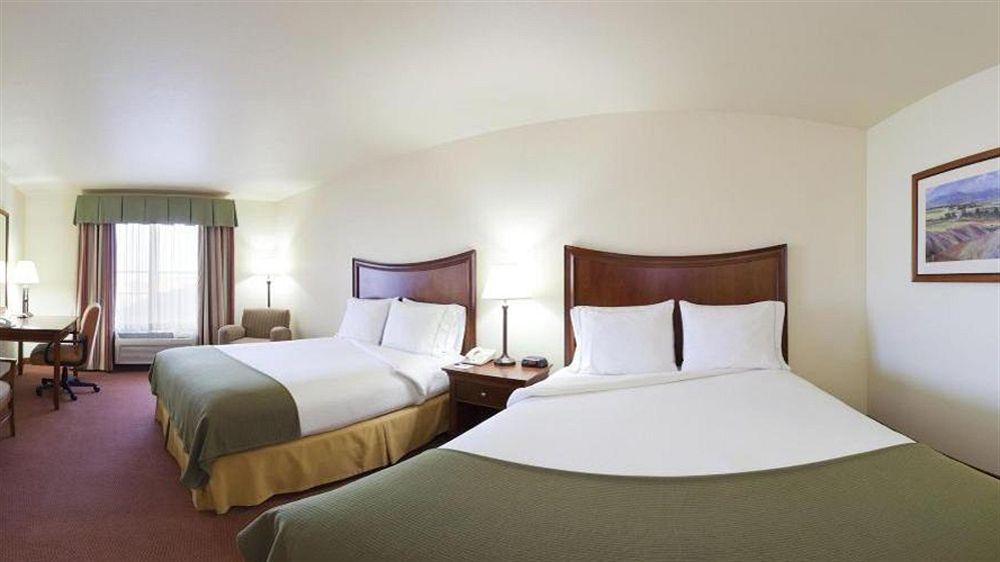 Holiday Inn Express Turlock By Ihg Exteriér fotografie